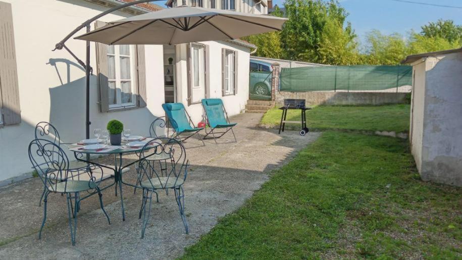 Maison De Villegiature A Trouville Sur Mer Екстер'єр фото
